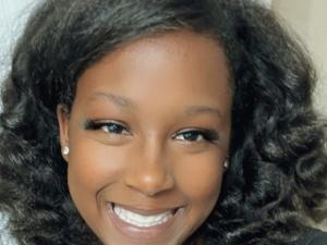 A'Maya Philpot headshot